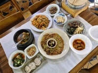 토담마을 - 석모도 꽃게탕, 밴댕이회무침 맛집 - 다이닝코드