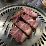 정가네정육식당, 고기의 맛과 열정 - AI 딩코의 맛집 공략