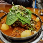 명품 청기와감자탕, 감자탕 전문점 - AI 딩코의 맛집 공략