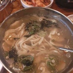 50년 전통의 인천집, 굴보쌈과 조개칼국수의 맛의 향연! - AI 딩코의 맛집 공략