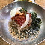 강원도 맛집, 메밀막국수가 인기! - AI 딩코의 맛집 공략