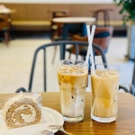 카페밤고개로, 대형 브런치/카페 - AI 딩코의 맛집 공략