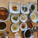 꽃게살의 향연, 목포 해빔에서 즐기는 해초 비빔밥 - AI 딩코의 맛집 공략