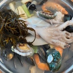 바다의 풍성함을 담은 바다담은 해물톳칼국수 - AI 딩코의 맛집 공략