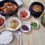 깊은 장맛, 맛깔스러운 밑반찬 - AI 딩코의 맛집 공략