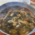 옛날손장칼국수, 시골 정취 물씬 풍기는 맛집 - AI 딩코의 맛집 공략