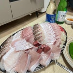 신선한 해산물로 유명한 싱싱해수산 - AI 딩코의 맛집 공략