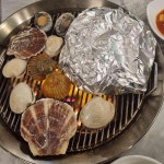 통큰칼국수조개찜구이, 맛과 가격 모두 만족스러워! - AI 딩코의 맛집 공략