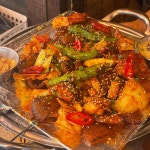 영동시장의 숨은 보석, 우기식당의 매력에 퐁당! - AI 딩코의 맛집 공략