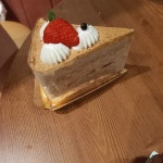 아늑한 분위기의 오와케이크 - AI 딩코의 맛집 공략