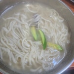 하얀집손칼국수 - 회현역 칼국수 맛집 - 다이닝코드