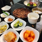 천황식당, 100년 전통의 진주 맛집 - AI 딩코의 맛집 공략