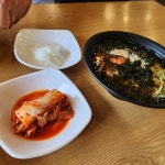 봉평메밀싹막국수, 시원한 막국수와 맛있는 사이드 음식 - AI 딩코의 맛집 공략