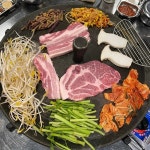 교대솥삼구 - 교대 삼겹살, 솥뚜껑삼겹살 맛집 | 다이닝코드, 빅데이터 맛집검색