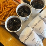 맘스터치치킨 반지반림점 - 창원 햄버거 맛집 - 다이닝코드