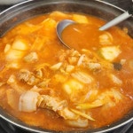 월수금통돼지김치찌개 - 장유 김치찌개, 통돼지김치찌개 맛집 | 다이닝코드, 빅데이터 맛집검색