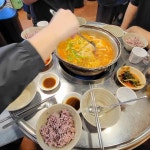 영통찌개지존 신림점 - 신림 김치찌개, 통돼지김치찌개 맛집 | 다이닝코드, 빅데이터 맛집검색