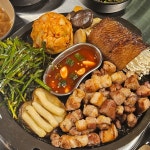 돼봉삼겹살 신사점 - 신사 고깃집, 돼지고기 맛집 | 다이닝코드, 빅데이터 맛집검색