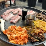 고심당 솥뚜껑삼겹살 송절동 테크노폴리스점 - 청주 삼겹살, 솥뚜껑삼겹살 맛집 | 다이닝코드, 빅데이터 맛집검색
