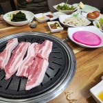 새장터참숯한우마을 - 울산 육회, 삼겹살 맛집 | 다이닝코드, 빅데이터 맛집검색