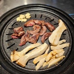 삼룡이네고깃집 - 충주 삼겹살, 숯불갈비 맛집 | 다이닝코드, 빅데이터 맛집검색