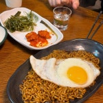 오슬로우커피 트윈타워점 - 중구 카페, 디저트 맛집 | 다이닝코드, 빅데이터 맛집검색
