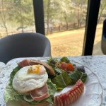 경치 아름다운 호수 앞 맛집 컬러드쟝리 - AI 딩코의 맛집 공략