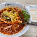 망향비빔국수 신사점 - 신사역 비빔국수, 갈비만두 맛집 | 다이닝코드, 빅데이터 맛집검색