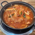 얼큰이찌개집 대화본점 - 일산 찌개, 생고기김치찌개 맛집 | 다이닝코드, 빅데이터 맛집검색