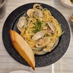 오늘의 파스타: 대학가 맛집 - AI 딩코의 맛집 공략