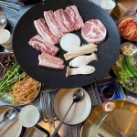 오복솥뚜껑 범계점 - 범계 삼겹살, 솥뚜껑삼겹살 맛집 | 다이닝코드, 빅데이터 맛집검색