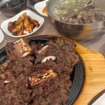 영암갈비, 전통적인 떡갈비 맛집 - AI 딩코의 맛집 공략