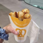 앤티앤스: 스타필드 안성의 스틱 프레즐 맛집 - AI 딩코의 맛집 공략