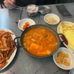 단일메뉴 김치찌개 전문점 양푼이집 압구정 본점 - 압구정 김치찌개, 오징어 맛집 - 다이닝코드