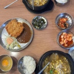 전주콩뿌리 콩나물국밥, 고소함과 의외의 돈까스 맛의 조화 - AI 딩코의 맛집 공략