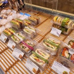 파리바게뜨 평촌귀인 | 파리바게뜨 평촌역점 - 평촌역 빵, 딸기우유 맛집 - 다이닝코드