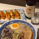 스타벅스 논현역사거리점 - 논현역 커피, 케이크 맛집 - 다이닝코드