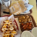 맘스터치 사직점 - 사직 치킨, 감자 맛집 - 다이닝코드