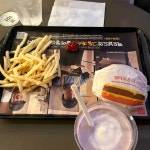 맥도날드 부산교대SKDT점 - 부산교대 버거 맛집 - 다이닝코드
