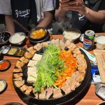 무쇠김치삼겹 홍대점 - 홍대 삼겹살, 김치 맛집 - 다이닝코드