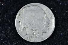Estate Find 1937 - Buffalo Nickel!! #H9450