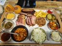 데니스 스모크하우스 | 음식점 | 여행정보 | 경기관광플랫폼