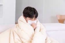 딸꾹질 빨리 멈추는 법 5가지, 딸꾹질 원인, 딸꾹질 약까지 총정리 - 닥터나우 딸꾹질 빨리 멈추는 법 5가지, 딸꾹질 원인, 딸꾹질 약까지 총정리 