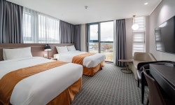 진주 골든튤립호텔 남강