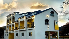 남해 골드리버펜션