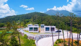 남해 바다엔소나무펜션