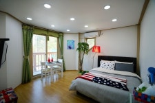 안면도 네잎클로버 수영장펜션