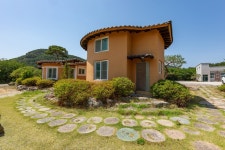 고창 황토복분자펜션