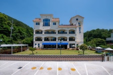 순천 라온하우스애견펜션