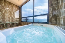 여수 르파라디 오션뷰스파펜션